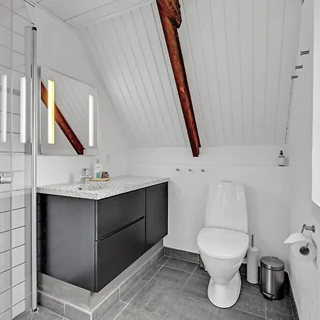 Stunning In With Kitchen * Løgstrup